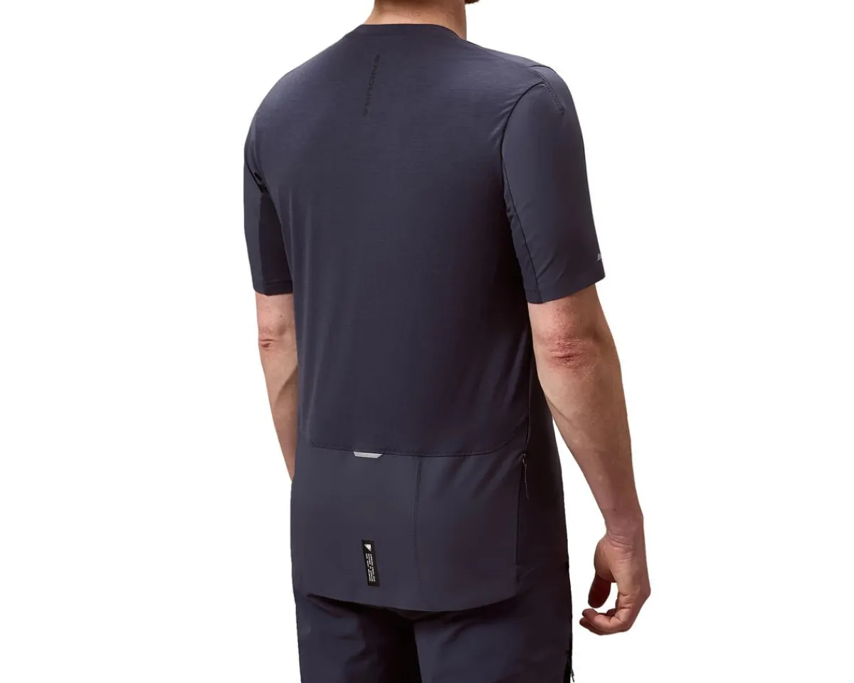 Endura Jerseys|Summer Essentials|AllTrack Ride Short Sleeve Tech Tee (Carbon Grey) (S)