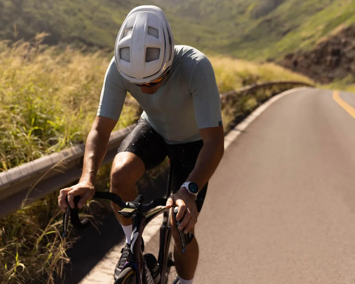 Garmin Bike Computers|Edge 840 Solar GPS Cycling Computer (Black)