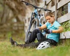 Garmin Bike Computers|Edge 840 Solar GPS Cycling Computer (Black)