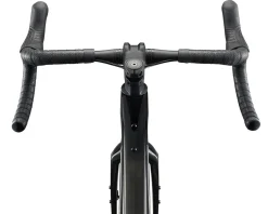 Giant Gravel Bikes|Giant Bikes|Revolt Advanced 2 Gravel Bike (Carbon Smoke) (M)