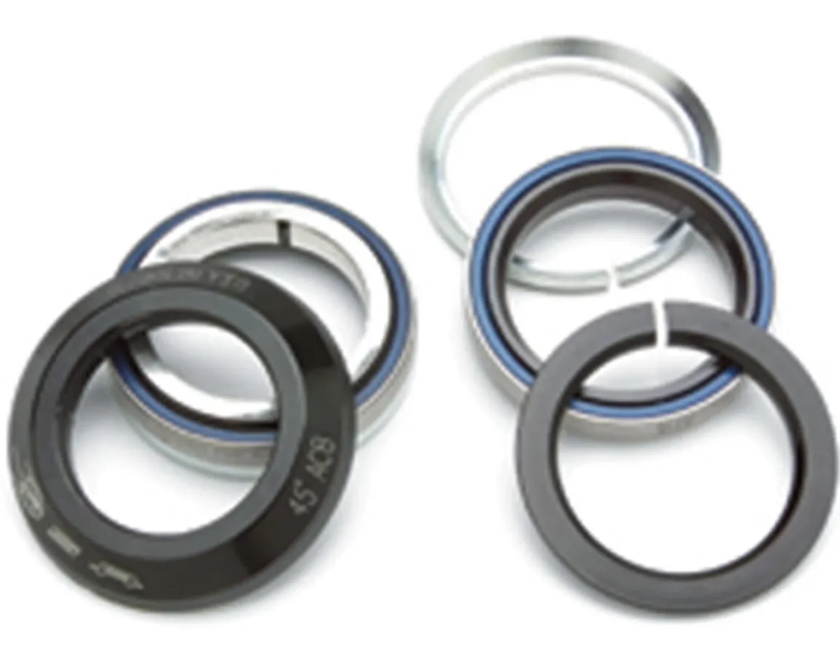 Giant Headsets & Spacers|1-1/8" Road Integrated Headset (Black)