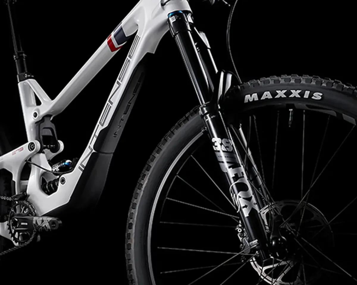 Intense Mountain Bikes|2023 Tracer 279 Expert Mountain Bike (White) (M)