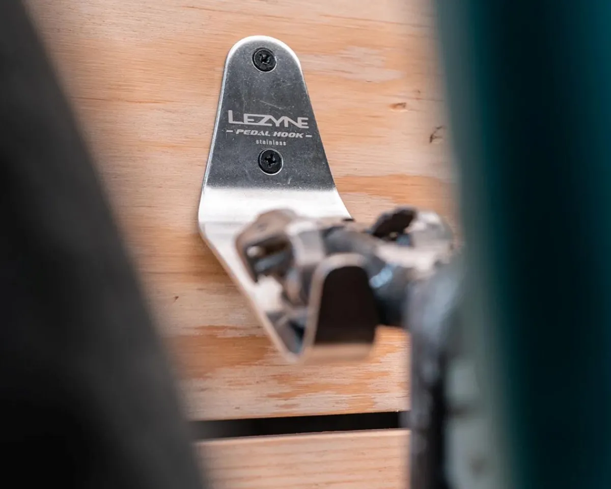 Lezyne Vehicle Bike Racks|Stainless Pedal Hook (Silver) (1 Bike)