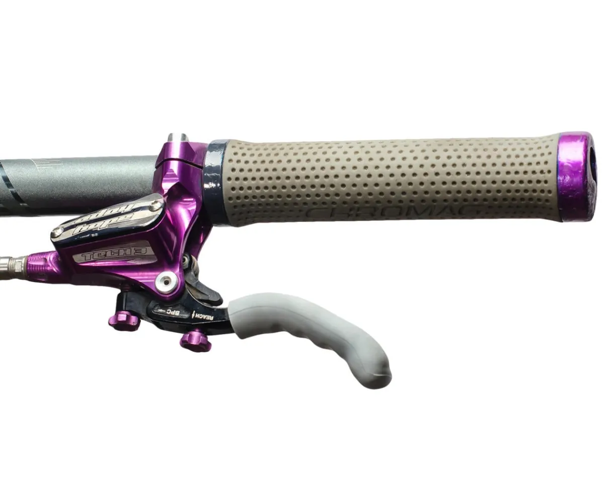 Miles Wide Brakes|Sticky Fingers 2.0 Brake Lever Covers (Grey)