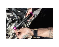 Muc-Off Pumps & Co2|Pumps & Co2|Airmach Carbon Frame Pump (Black)