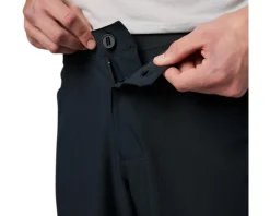 Pearl iZUMi Holiday Shopping|Shorts & Bibs|Canyon Shorts (Black) (30) (w/ Liner)
