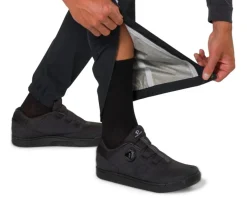 Pearl iZUMi Holiday Shopping|Tights & Pants|Commuter Rain Over Pants (Black) (M)