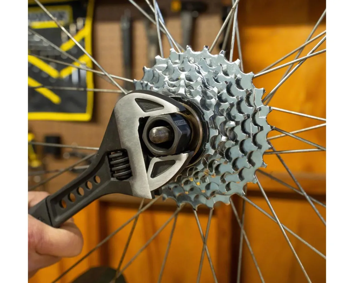 Pedro's Tools|Freewheel Socket (Multi-Speed) (12-Spline x 23mm)