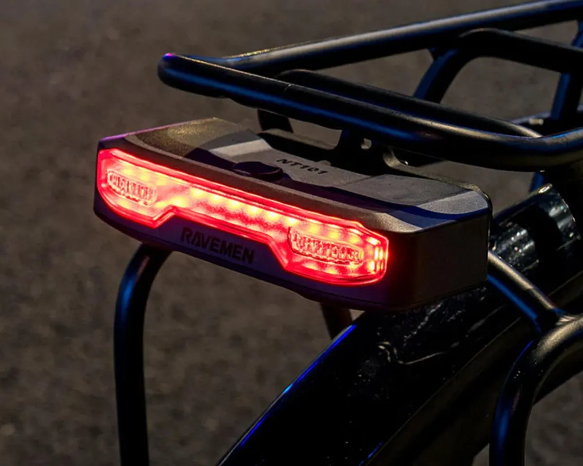 Ravemen Bike Lights|NT101 Smart Turn Signal Tail Light (Black) (160 Lumens)