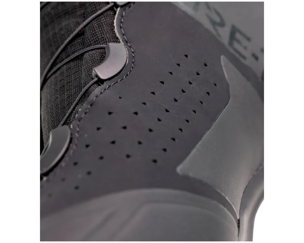 Sidi Shoes|Shoes, Socks, & Footwear|Nix Road Cycling Boot (Black/Black) (3-Bolt) (40) (Millenium Fit)