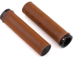 TRUVATIV Grips & Handlebar Tape|Descendant Lock-On Grips (Gum) (133mm)